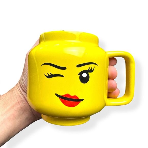 LEGO‎ Ceramic Mug Winking Girl 17.9 Oz. Ceramic Mug Yellow - Picture 9 of 9